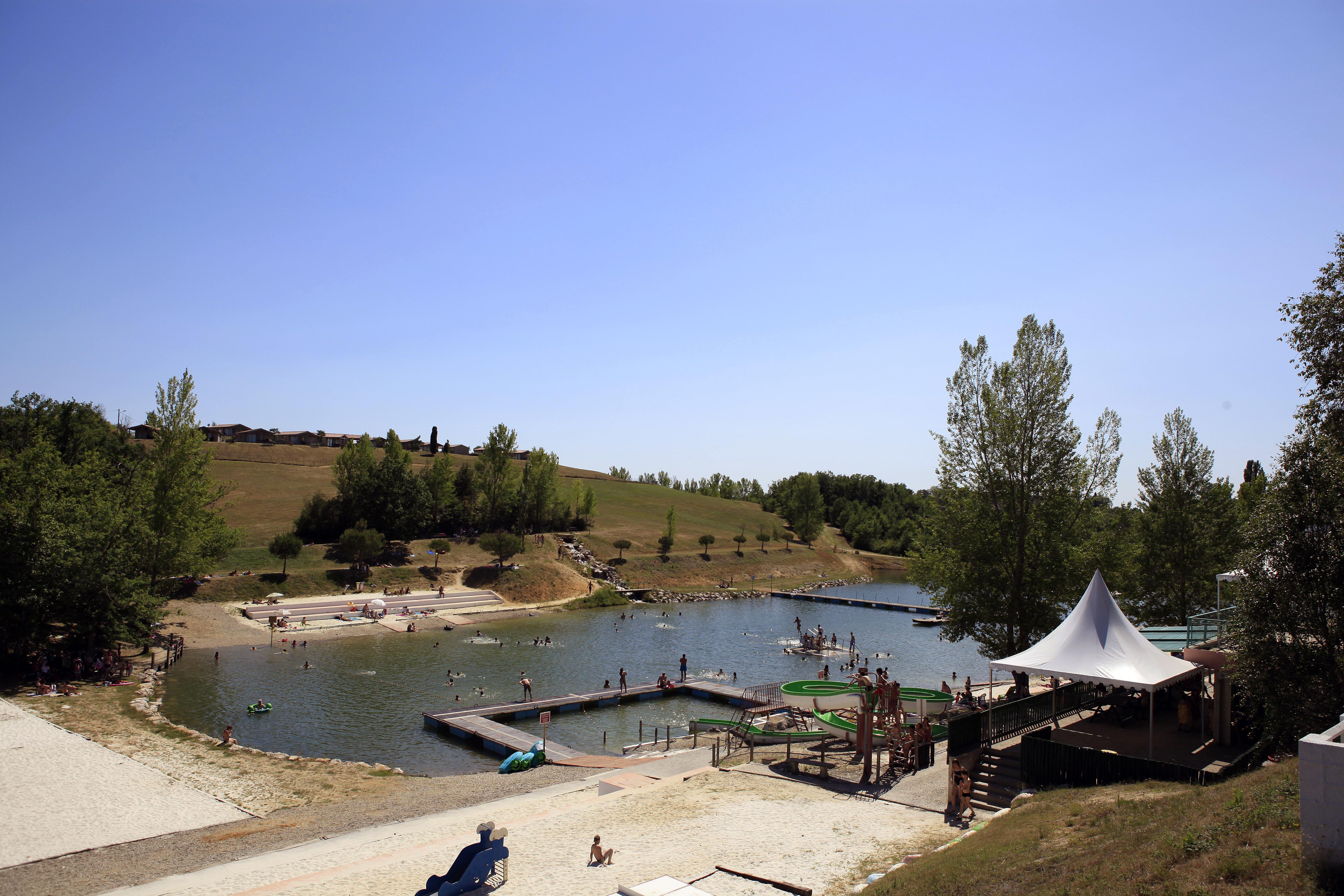 Terres De France - Les Hameaux Des Lacs Monclar-de-Quercy Exterior foto