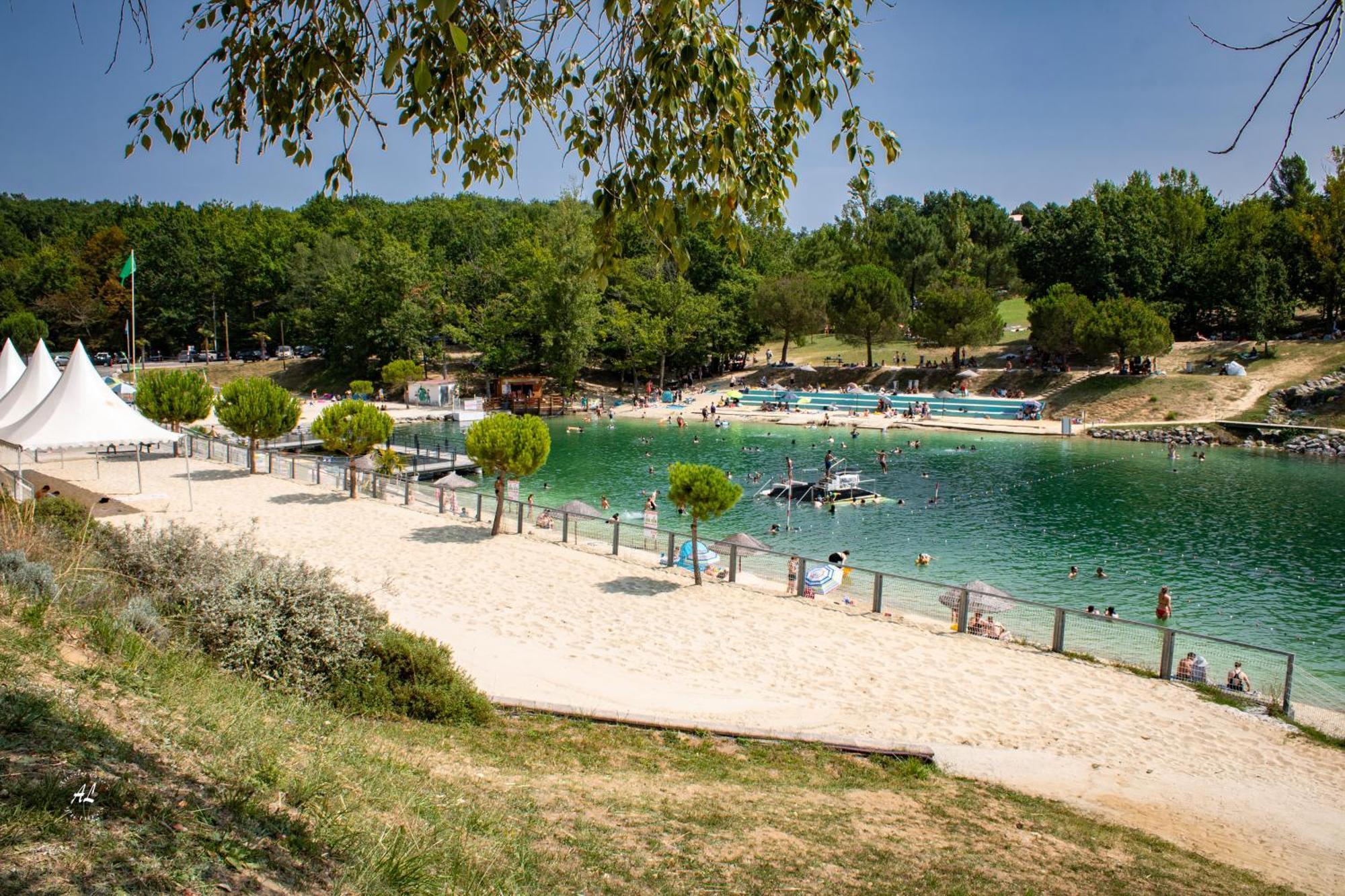 Terres De France - Les Hameaux Des Lacs Monclar-de-Quercy Exterior foto