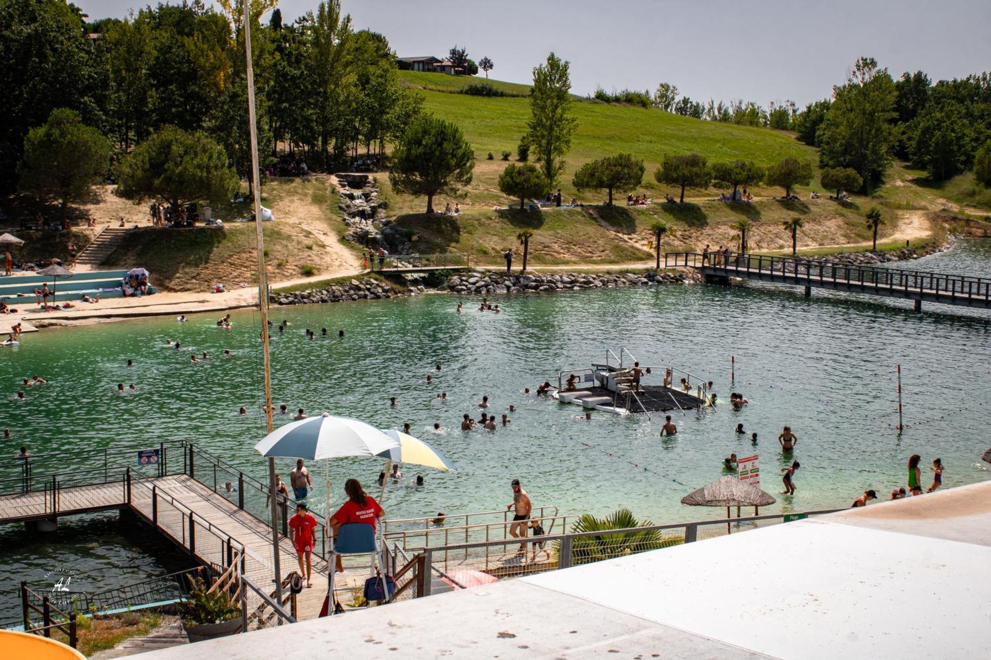 Terres De France - Les Hameaux Des Lacs Monclar-de-Quercy Exterior foto